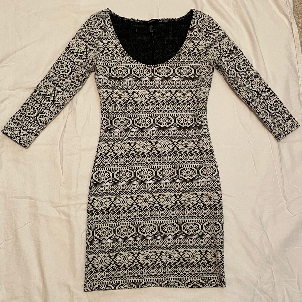 White&Black Body-con Dress